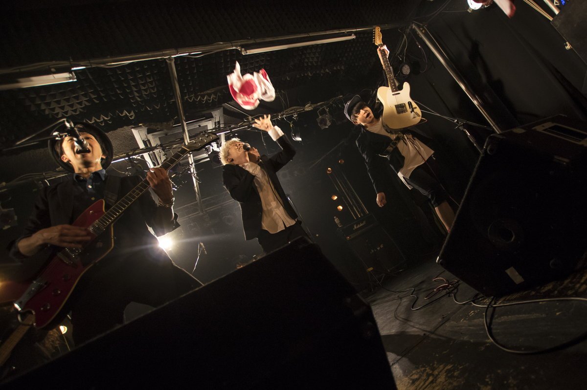 doc69soupcurry's tweet photo. 20170528 ナデシコドール企画 レコ発4マンライブ 『カラクリ人形劇 〜 第七話 ヒカリノハネ』
The Order Made(@TheOrderMade) ④
#TheOrderMade
#docLivePhoto https://t.co/6fAORO8XZB