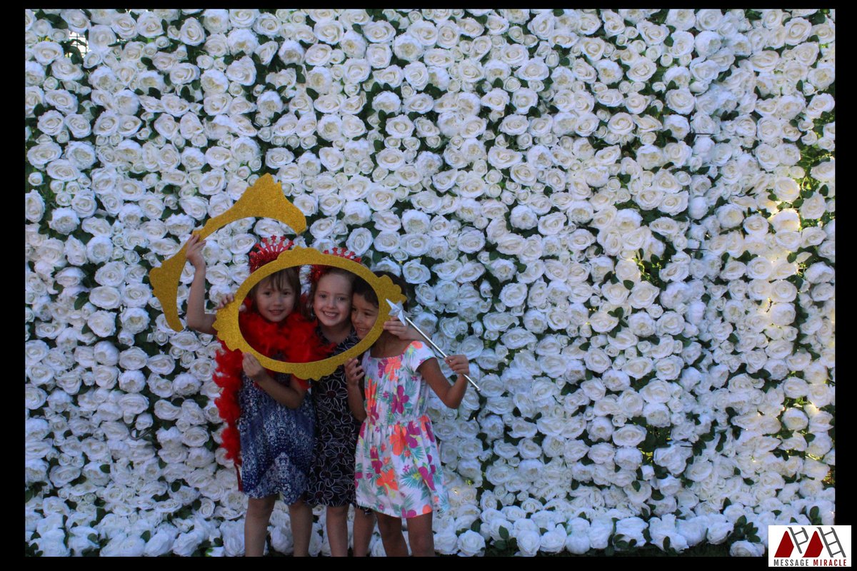 message_miracle's tweet image. What&apos;s not to love about our flower backdrop, props, and kids having fun!
#message #miracle #Kids #flower #party #fun #props #photobooth