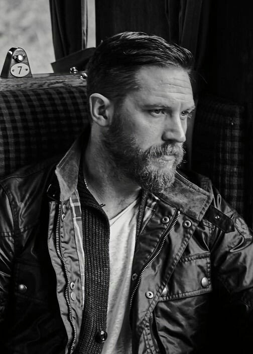 Elias Rooker Cole (@scarredlupine) on Twitter photo 