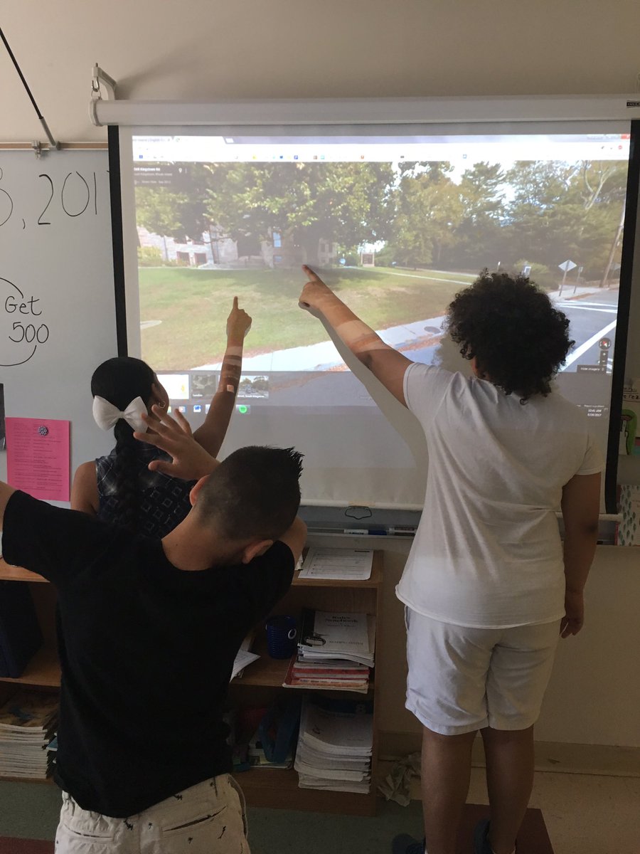 MrsMcGuireBRMS's tweet photo. Using google maps to help students find their way from home to the library! #SummerReading #junematters https://t.co/x9VHI2t5r0