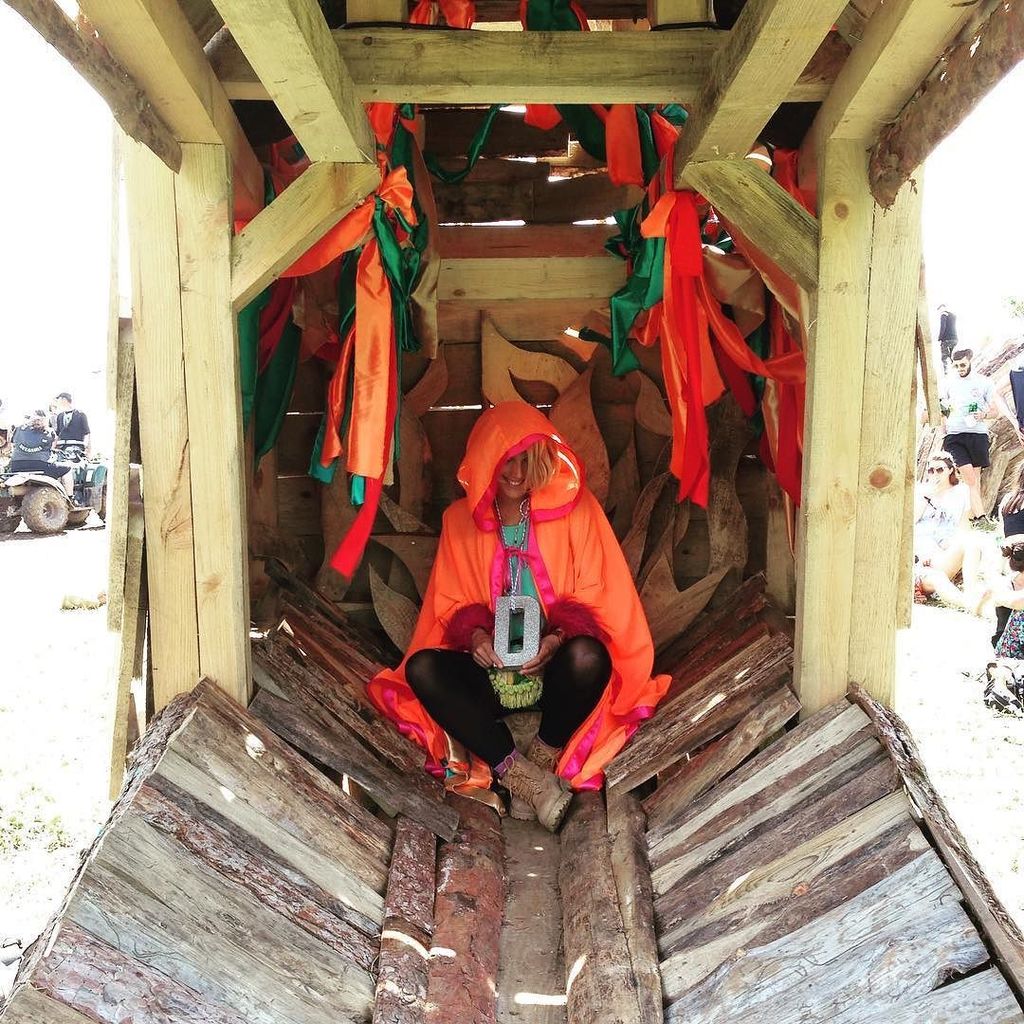 glamclan's tweet photo. 🔥 Fire throne in the Dragon's Mouth 🔥
•
•
We may be home from @meadowsinthemountains but we left our beloved drago… https://t.co/f0fWEyAKMa https://t.co/FyzGcKvz66