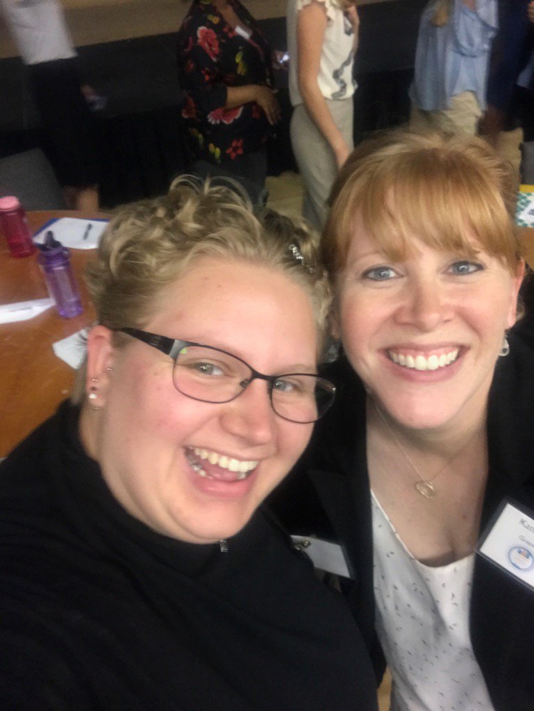 SarahLScott08's tweet photo. #cfutss2017 returning teachers @akaHijinx https://t.co/O0F7oqR4dJ
