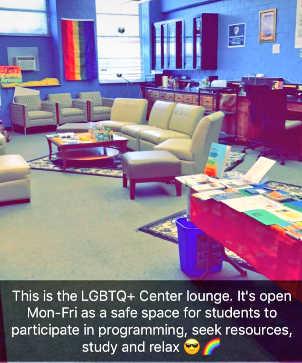 JihadDixon's tweet image. Be sure to check out the @WestVirginiaU Snapchat: Pride Month Edition! 🏳️‍🌈🏳️‍🌈🏳️‍🌈 Showing off our beloved @WVULGBTQ Center! #OneWVU
