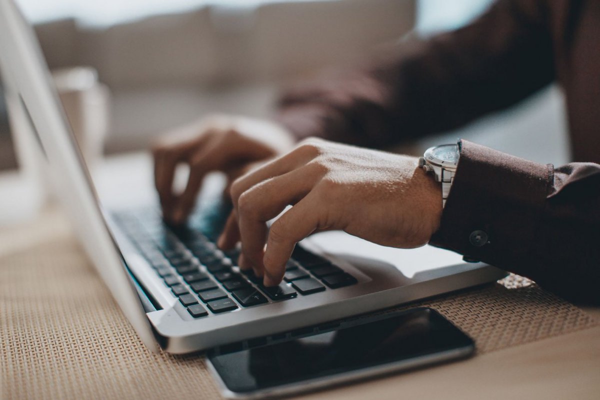 stevekrohn's tweet photo. 8 Ways to Monetize Your Blog and Make Money Online https://t.co/pxXtulfEBG https://t.co/8ndyUaHLLz