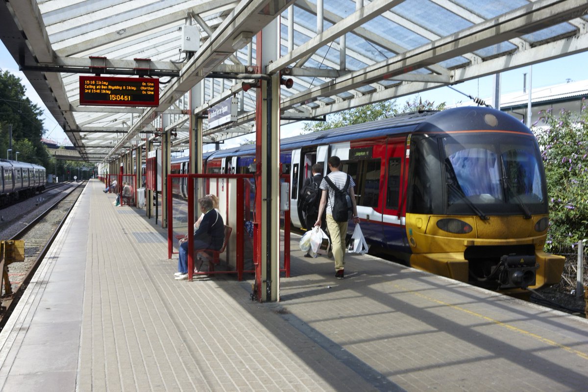 We’re supporting #NationalCleanAirDay, here's our top five ways to leave the car at home westyorks-ca.gov.uk/News/Articles/…