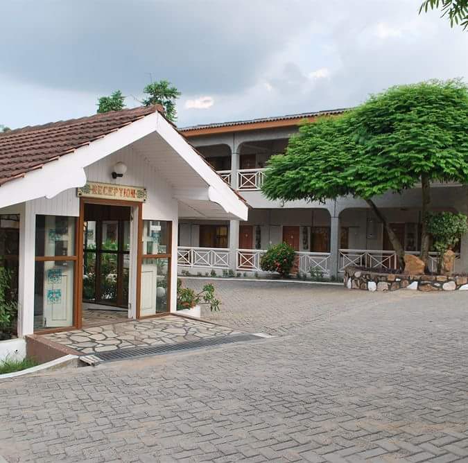 AkosomboContin1's tweet photo. Akosombo Continental Hotel contact us on -0542700200 https://t.co/zS4X9PfI2S