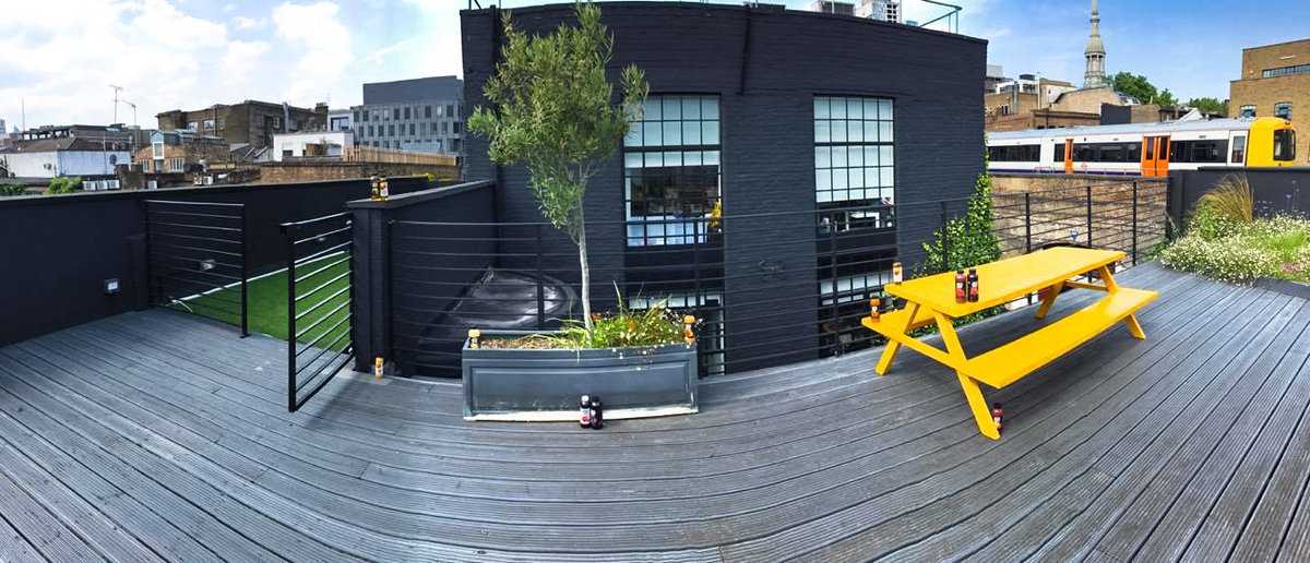 JuiceBurst's tweet photo. How many JUICEYs can you see? 👀  RT, FOLLOW &amp; COMMENT with your answer for a chance to WIN a case of #JuiceBurst. Winner announced 30/6/17 https://t.co/kncOfwvJqO