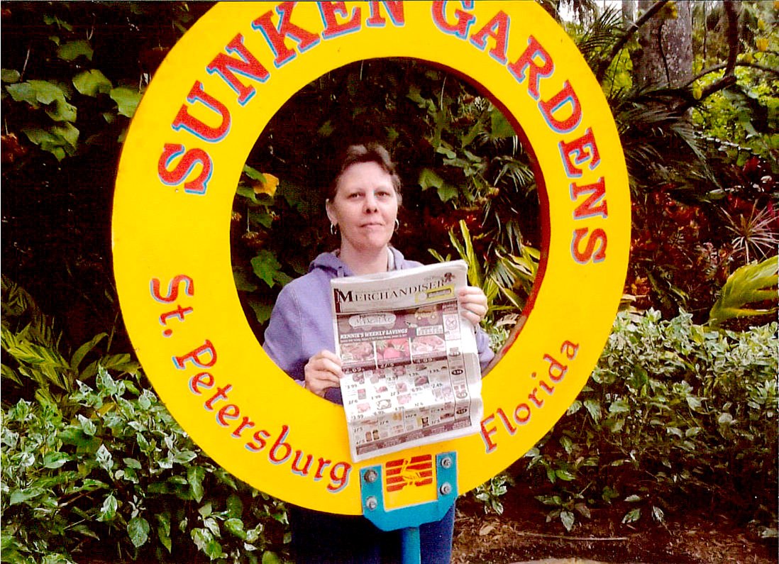 KappAdvertising's tweet photo. This week's 'Everyone Reads' winner is Donna Stambaugh of #NewOxford, PA! https://t.co/d3gRTM1Pmy https://t.co/LPNlcyWBnl