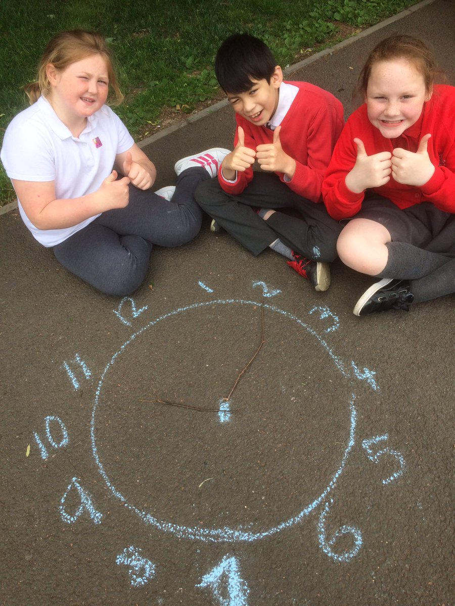 DrumparkP6's tweet photo. Great fun using chalk and twigs to practice telling the time ⏰⏰⏰@drumparkprimary https://t.co/sBH4lUYwnI