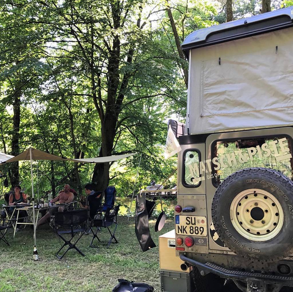 matschundpiste's tweet image. Da sind wir. Am äußersten Ende des Campgrounds am Ufer der Saale. Wer den weiten Weg auf sich nimmt, wird mit eine… ift.tt/2rs1ObP