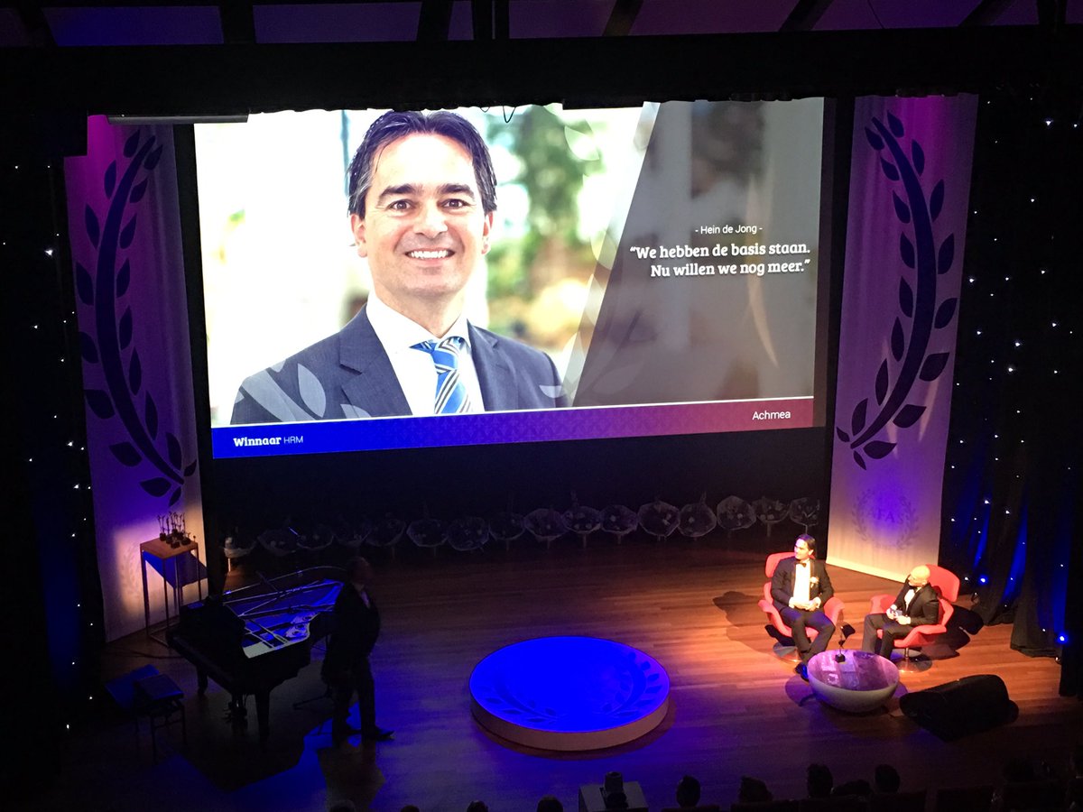 dionzeck's tweet photo. Wow! Gefeliciteerd @achmea!! #AFASawards https://t.co/xfJMEeLAUM
