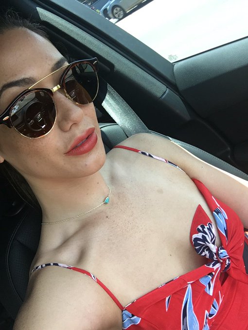 Errands &hearts;️ https://t.co/QugEruUOYY<a href="/tag/carolinagirl"class="tags"><span>#carolinagirl</span></a>