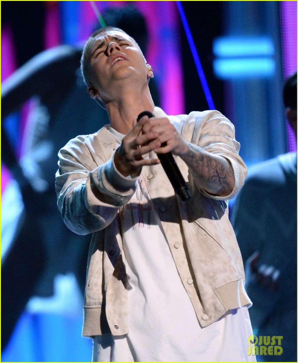 sivsneurose's tweet photo. META DE COMENTARIOS:
duvido esse tweet chegar a QUATRO MIL COMENTARIOS
COMENTEM QUATROCENTAS VEZES!
EU ACREDITO EM VOCÊS!
#Justin4MMVA https://t.co/5n6Xy4mbhV