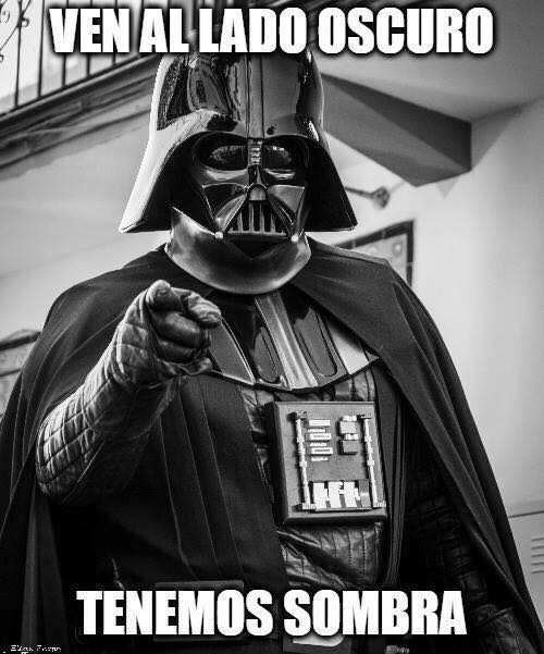 policia's tweet image. 🌡🔝🌞 #OlaDeCalor
Aunque la propuesta sea muy tentadora... No te pases al lado oscuro (podrían ser muchos años a la sombra🔗)