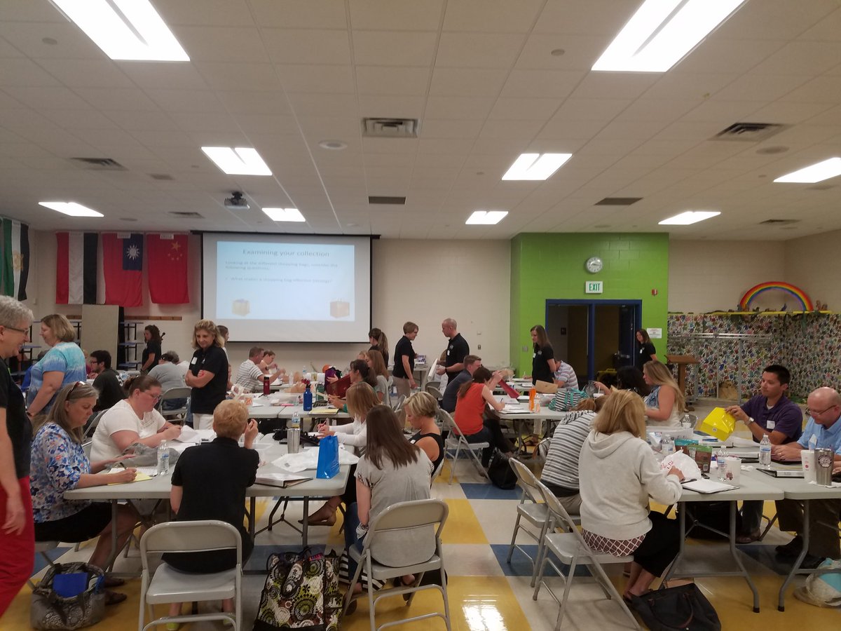 14cfraley's tweet photo. Another great day of SLED training. Thank you to these fantastic 5th grade teachers! #tscschools #tscstem https://t.co/mw02Tvf59M