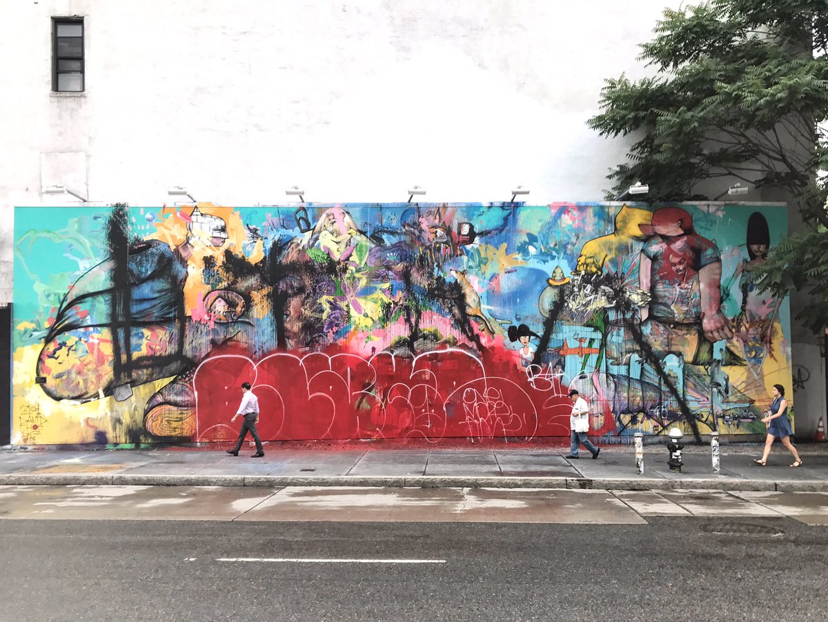 4rilla's tweet photo. Blake That Mural. #BTMcrew over @davidchoe as talk about his podcast rape confessions taint the Bowery Wall. https://t.co/2KwuLrA930
