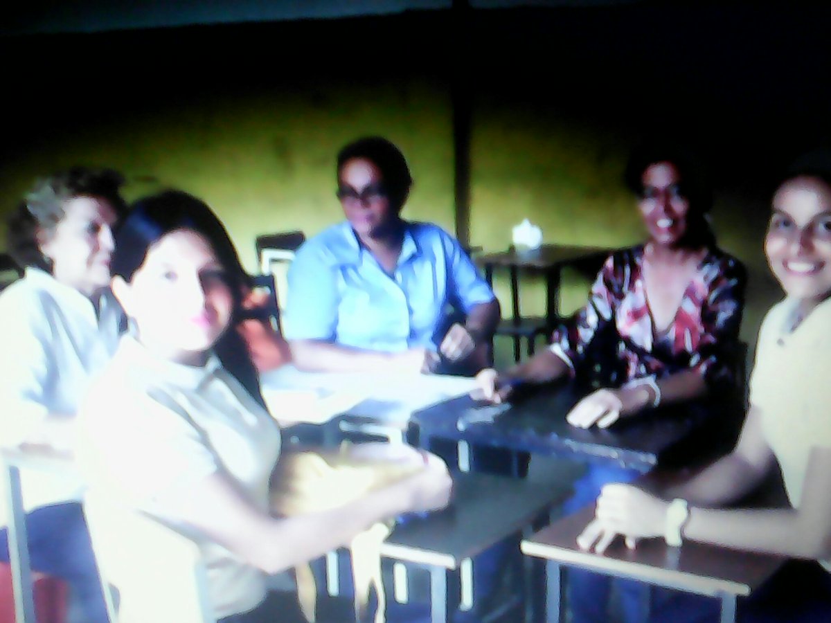 Ianny_008's tweet photo. #TicEducativasPorLaPaz#EducacionParaLaPaz@CbitFm@Fundabit@RCcbitrujillo. Discusión Constituyente https://t.co/PMfOOjvw15