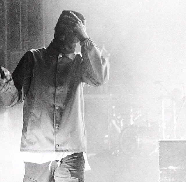 atcmicbomb's tweet image. ( --
   loaded gun,
      bite the bullet. -- )