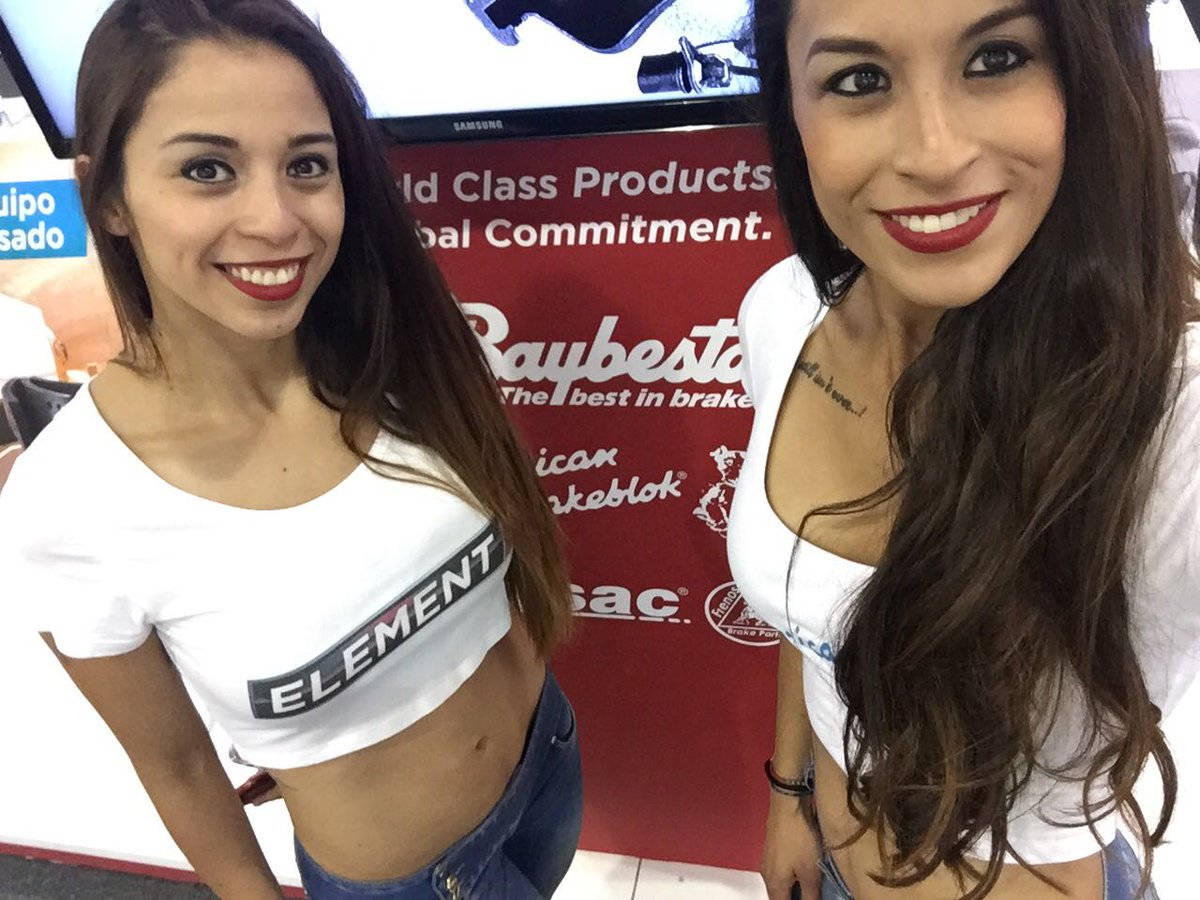 RaybestosMex's tweet photo. Vengan a #Automchanika #INA2017 y disfruta de esto https://t.co/y1EhJgdNs3