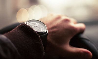 dapperfiedposts's tweet photo. Understanding Big Men’s Watches for the Well-Fed Gent https://t.co/wNgKndpc8d #mensfashion #menswear #mensstyle https://t.co/rdVyagngQI