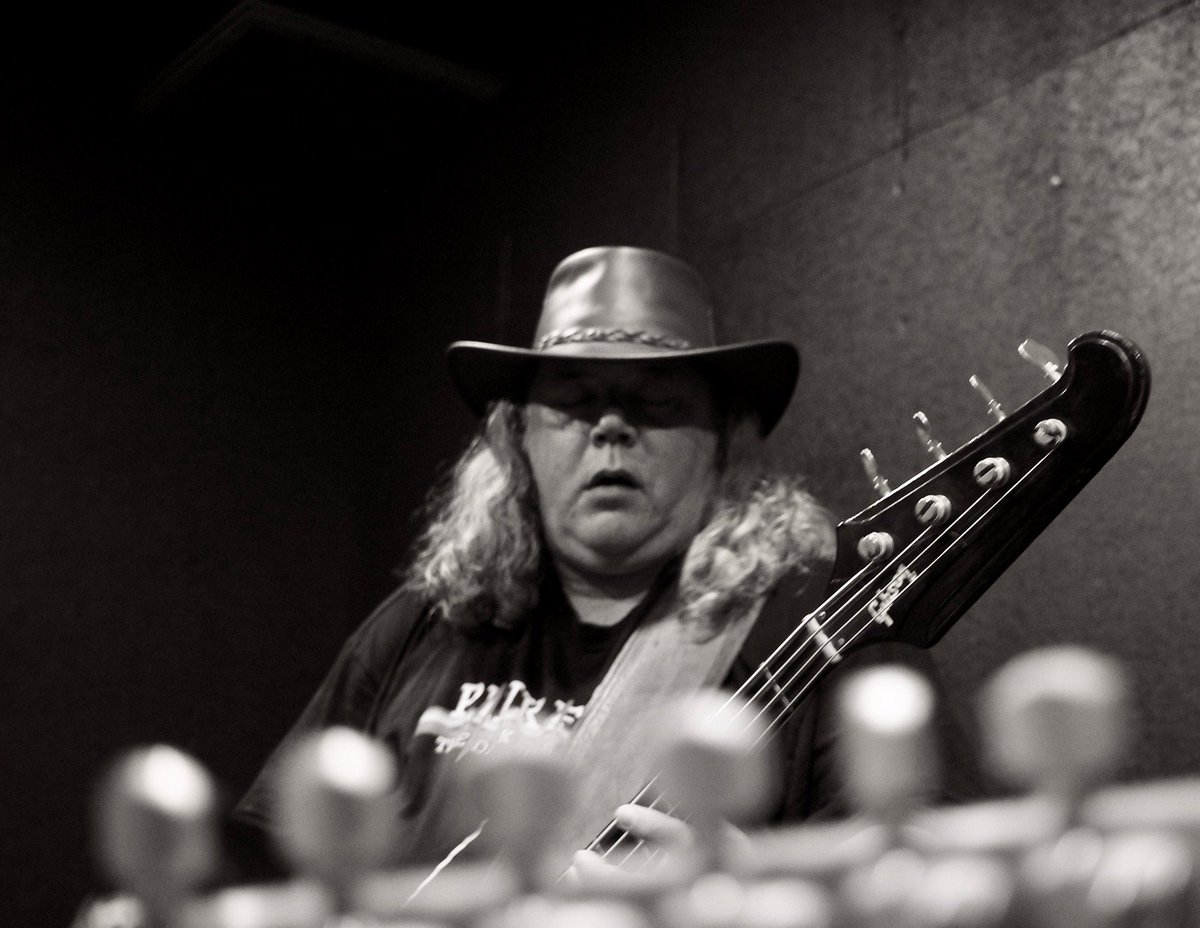 BonATX's tweet photo. #MartyMunoz #badassbass #rox love my band❣️ A little rehearsal time #BonATX #SXSW #AustinMusicScene #SouthCongress https://t.co/TmvgqyiWvk