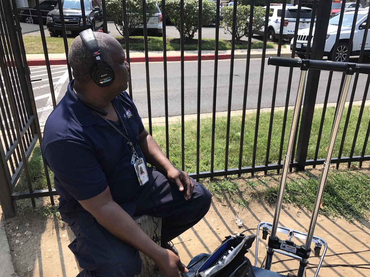 brownsug_ar's tweet photo. #C-SPAN MedStar Washington Hospital Center waiting on a statement on  the condition Majority Whip Scalise https://t.co/41GZmam54V