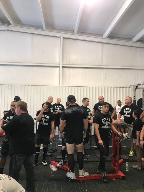 fortworthpd's tweet photo. #StrongCops
Our Power Lifting team not messing around in Lancaster
#StrongAndStable #strongwomen https://t.co/cX48fcBqcZ