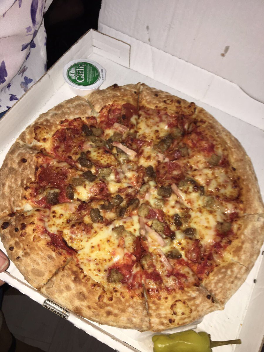 Thank you <a href="/PapaJohns_1/">Papa John's</a> for the free pizza! 🍕❤️