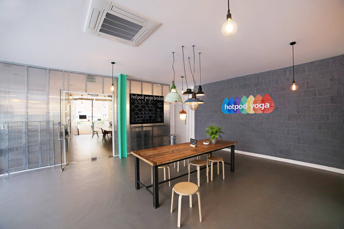 AMDarchitecture's tweet photo. We now have some lovely photos of @hotpodyoga 's new HQ in Brixton!
#amdarchitecture #interiordesign #architecture #hotpodyoga #brixton #HQ https://t.co/955I2jA7nL