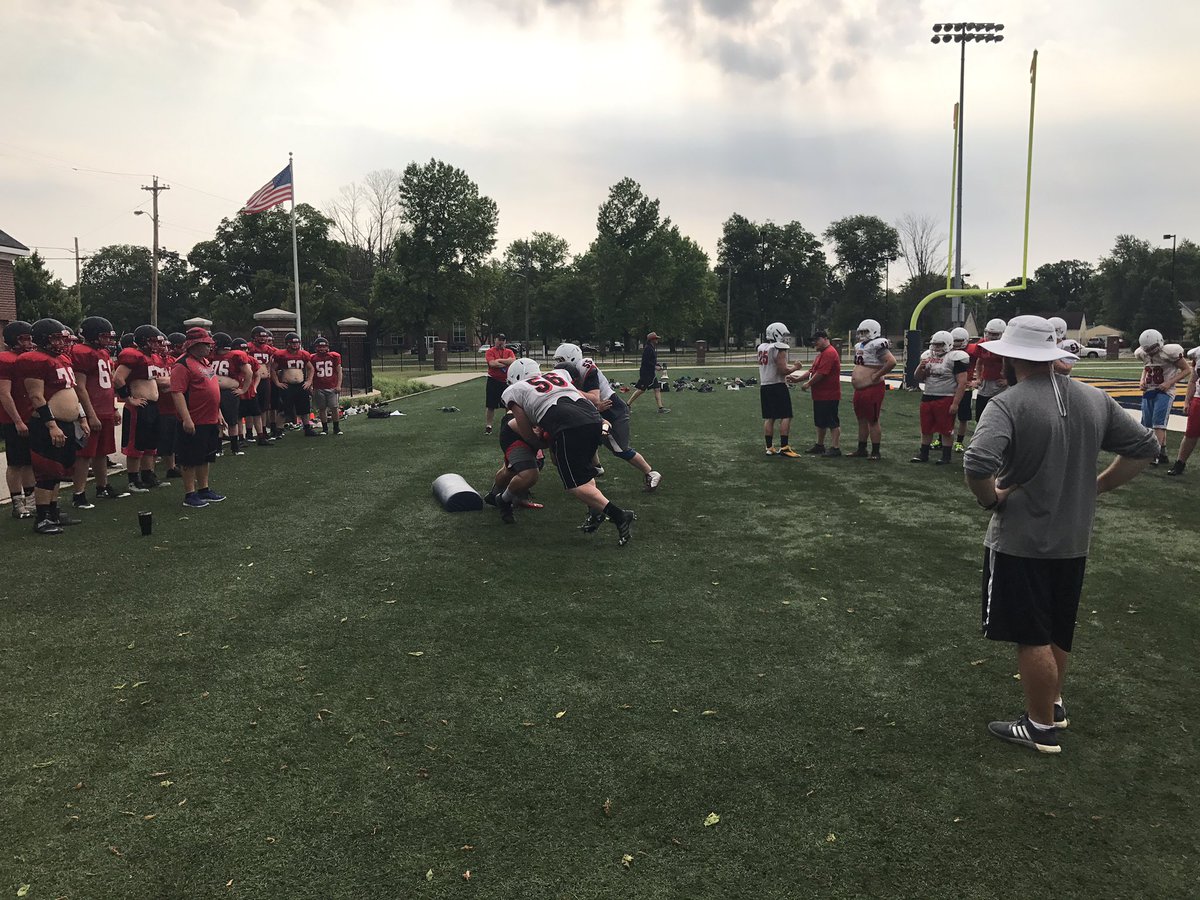 FCGrizFootball's tweet photo. A little OL/DL action at #GTC1.
@BCBraveFB & EG putting in some trench work! https://t.co/FBYq286Ima