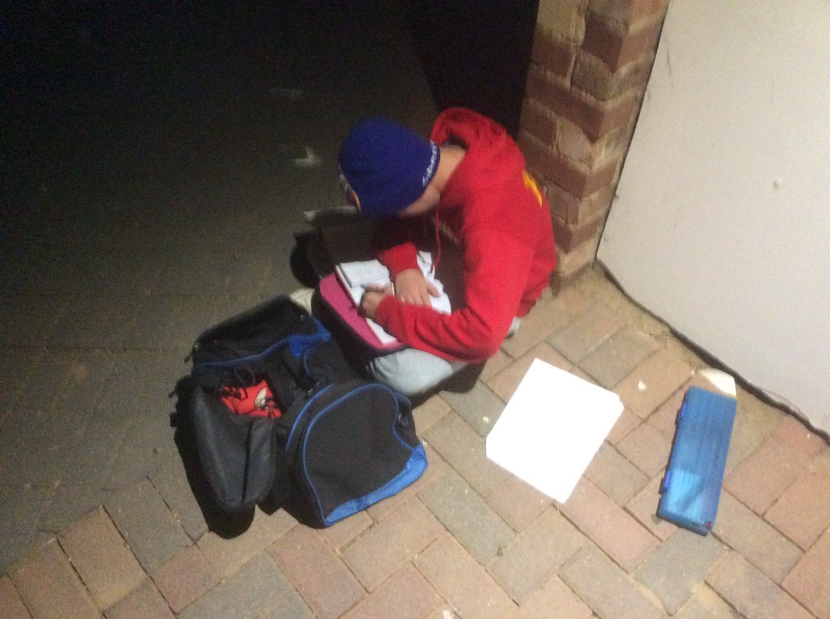 beaulieucollege's tweet photo. Some have not forgotten their academic commitments. Doing homework during the @beaulieucollege #schoolsleepout2017 #bcspirit https://t.co/yVIwJDkNC4