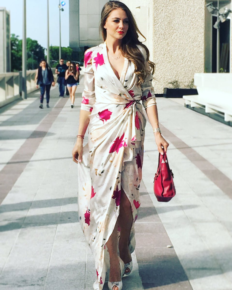 cyriellejoelle's tweet photo. #paulka #fashion #dress #paris #parisbynight #huitsacre #lanuitdesblogs #buzzstorming https://t.co/aF8c7uJdmf