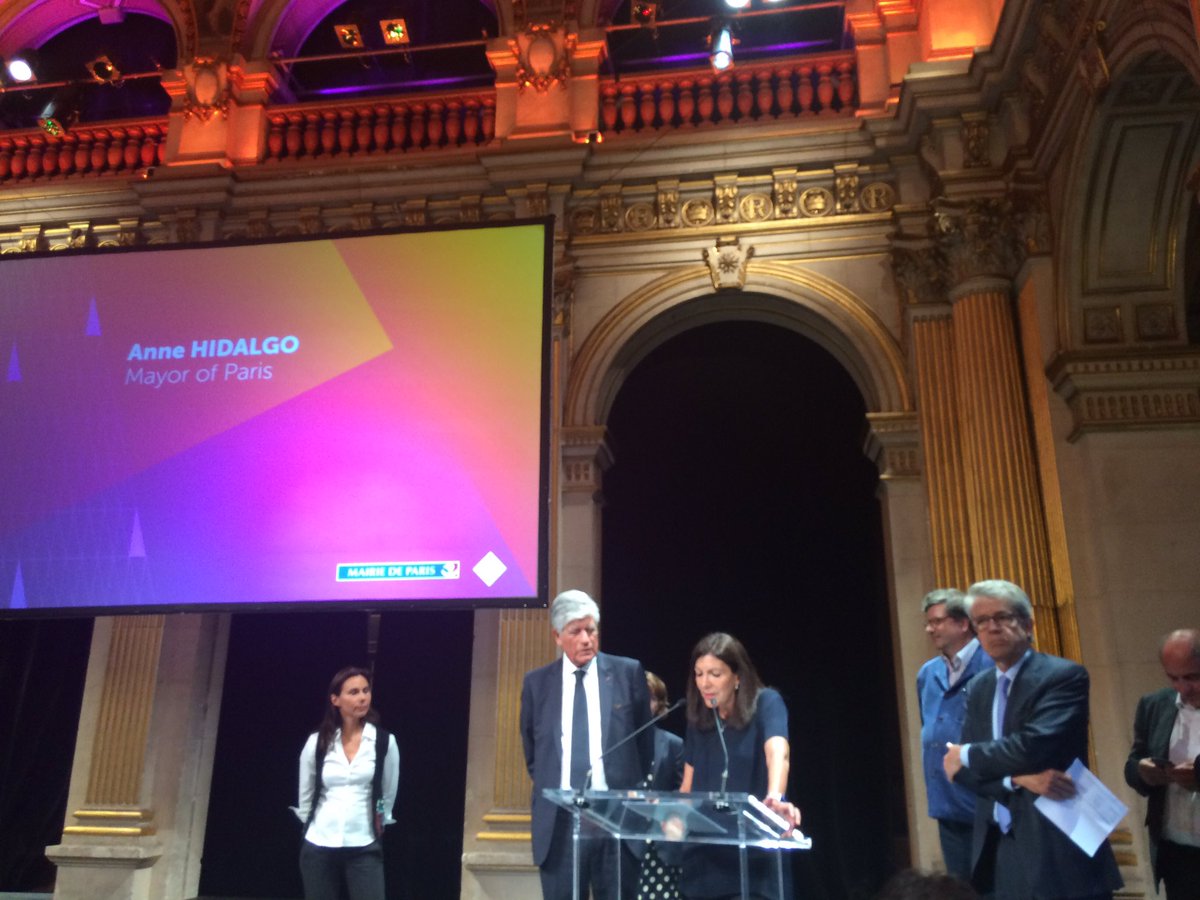 Lancement officiel de #Vivatech à la Mairie de Paris, c'est parti pour 3 jours de folie 😜😜😜😜😜😜😜😜😜😜😜Rdv demain matin 08h Porte de Versailles!