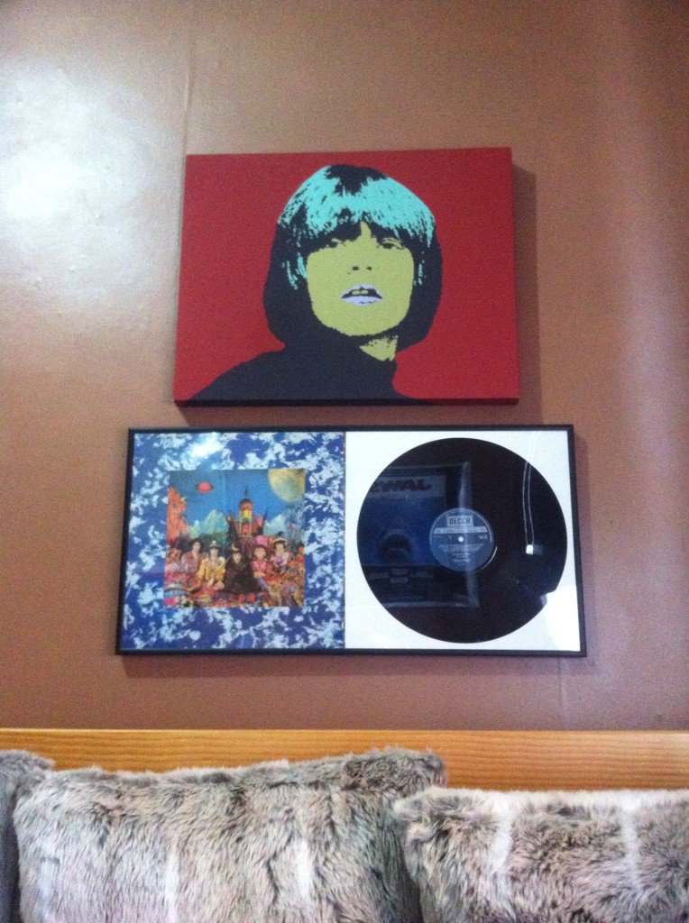 jason1969x's tweet photo. @bill_wyman @StonesData @mrABeech007 new addition to my #stonescollection happy birthday to me !! https://t.co/hc7FHAk86Y