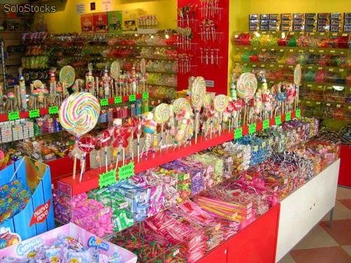 joan_ru_ca's tweet photo. Estic a punt d'obrir botiga de chuches. Espero q l'alcalde vingui a fer la inaguracio, x allo de donar a coneixer el negoci #PrimarkStyle https://t.co/9HvkbEvxSV
