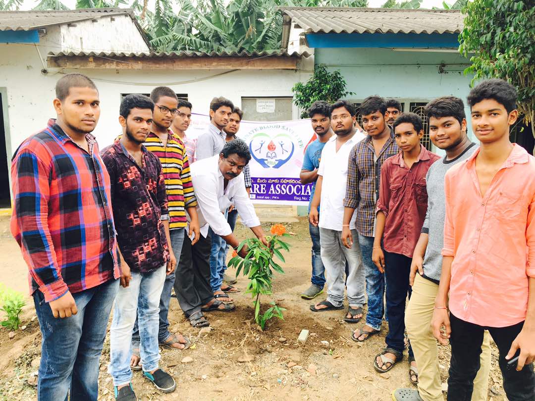 TeamPWA's tweet photo. @AngaraKishore @YsrcpSudhakar #WorldBloodDonorDay #PWATeam https://t.co/mMQzDW1gSc