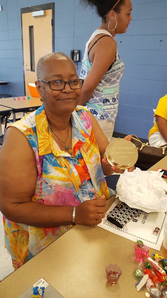 EdwardBestFCS's tweet photo. Congratulations to the retirees of EBES. ❤👏 https://t.co/vqTaxvrux5