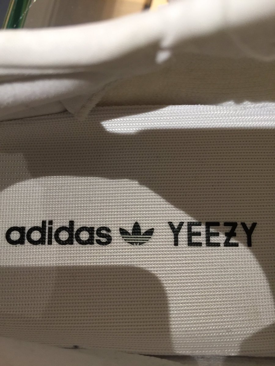 Paperboybh's tweet photo. @YeezyLegitCheq would you be able to legit check this pair? Thanks in advance! https://t.co/Pi7kfKEQBA