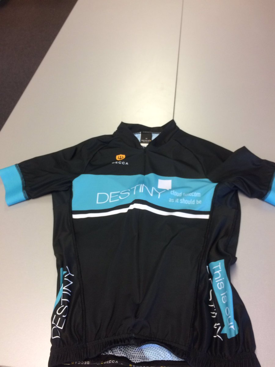 nv_destiny's tweet photo. @MontVentoux #tomsimpson we're ready 4 it! #sporta #tomsimpson @decca https://t.co/eJH8YOqBfk