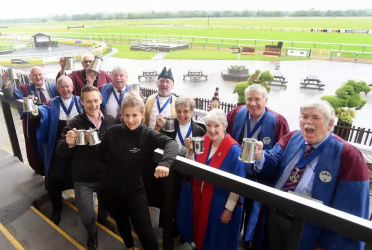 <a href="/warwickbeerfest/">A. L. Guzzler</a> next month!

Friday &amp; Saturday July 21st &amp; 22nd

warwickbeerfestival.co.uk