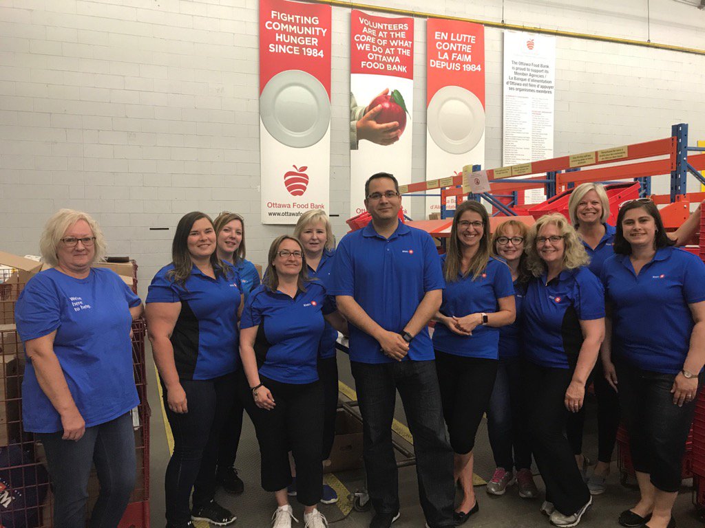 Glad to be back @OttawaFoodBank with the great@BMO team #BMOVolunteerDay #BeingEOD #proudtoworkatbmo <a href="/CynMParent/">Cyndi Parent</a>