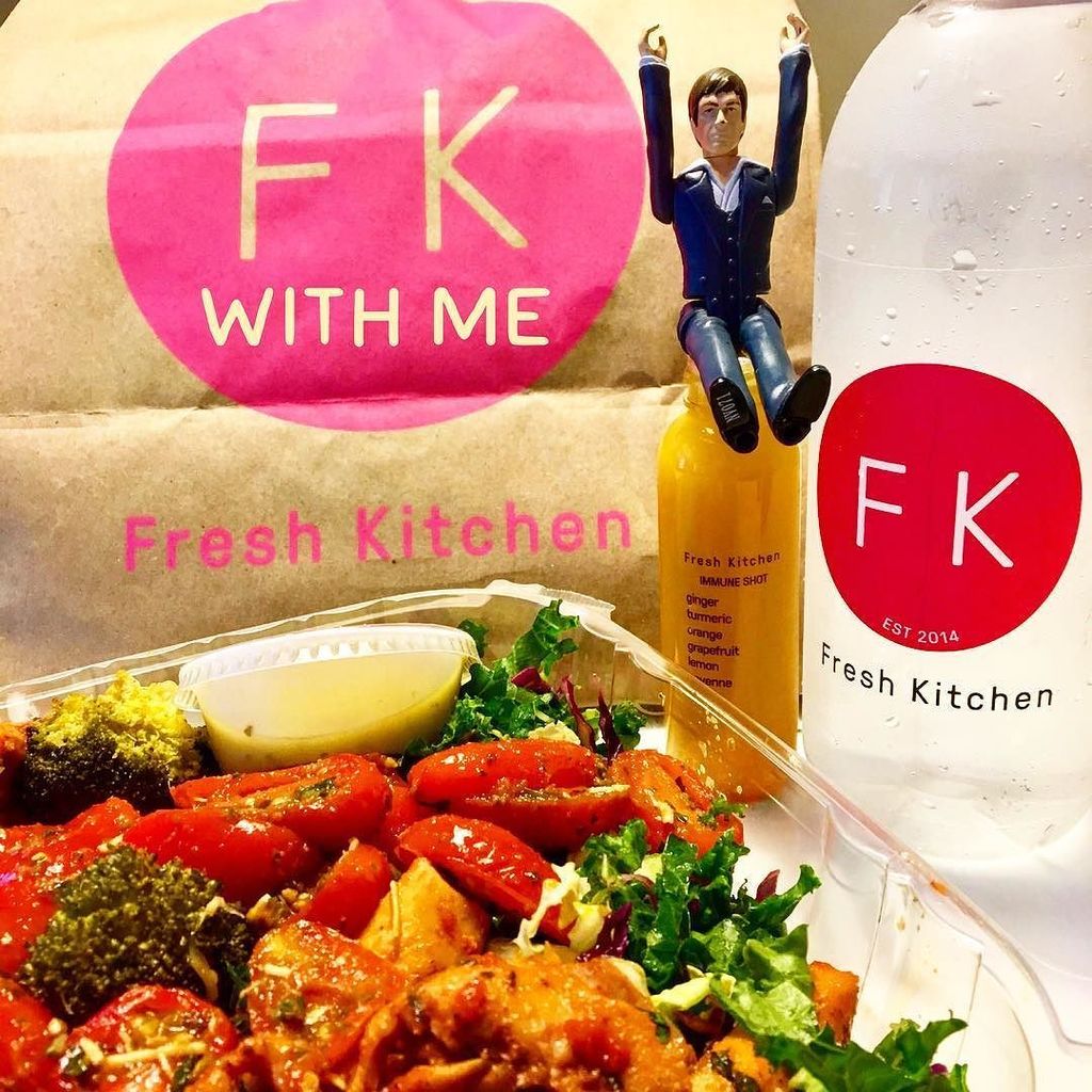 tonymontiny's tweet photo. #GiveaFK #fkwithme #allday 👍🏼🙌🏼😎🙌🏼👍🏼 #humpday #fresh #chef #inspired #bowls #wow #instafood #instagood #followme #eatfreshkitchen #getyourf… https://t.co/7WoN8hPXPk