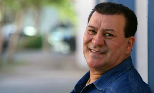 “¿Quién no le tiene miedo a la muerte?”, pregunta el ‘Gallo Salsero’. 
Hoy celebramos el cumpleaños de <a href="/TitoRojasPR/">Tito Rojas</a> bit.ly/2t2xSQE