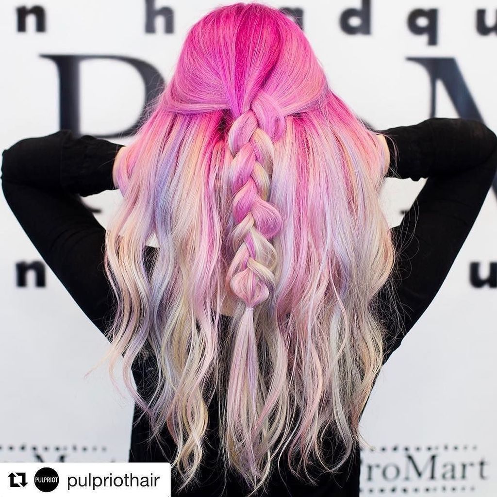 asnow's tweet photo. One of our amazingly talented stylists @jackalopebeautylounge @jackalope.haileyc had her work featured on @pulprio… https://t.co/cQUihSp2JG https://t.co/A3V1jPK5uQ