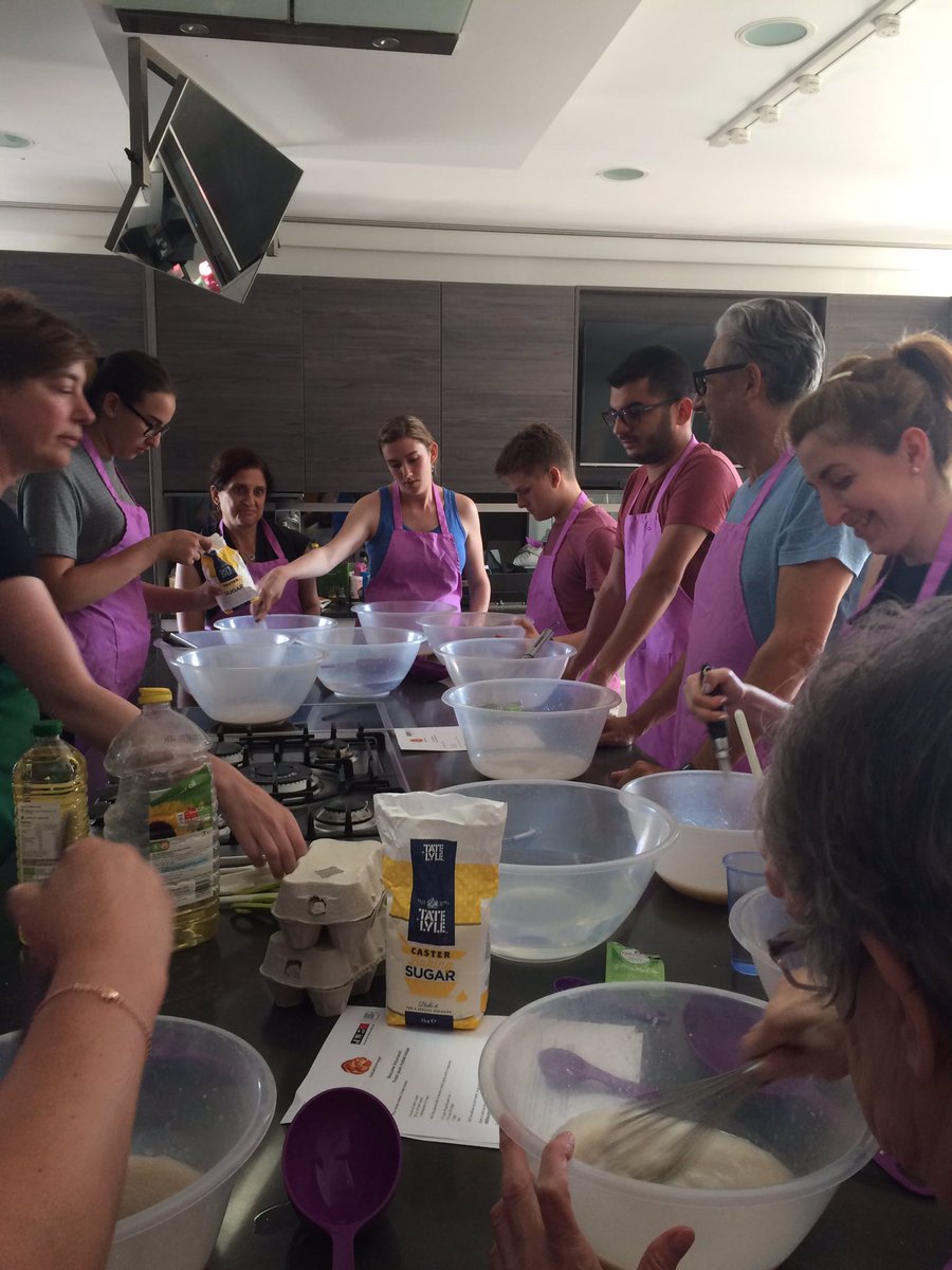 karenkinsley26's tweet photo. Great #volunteering on a hot night in a hot kitchen for charity. Baking bread @JW3London for @Tzedek and @Doorstep_London @challllah https://t.co/bgWgP7Pi7V