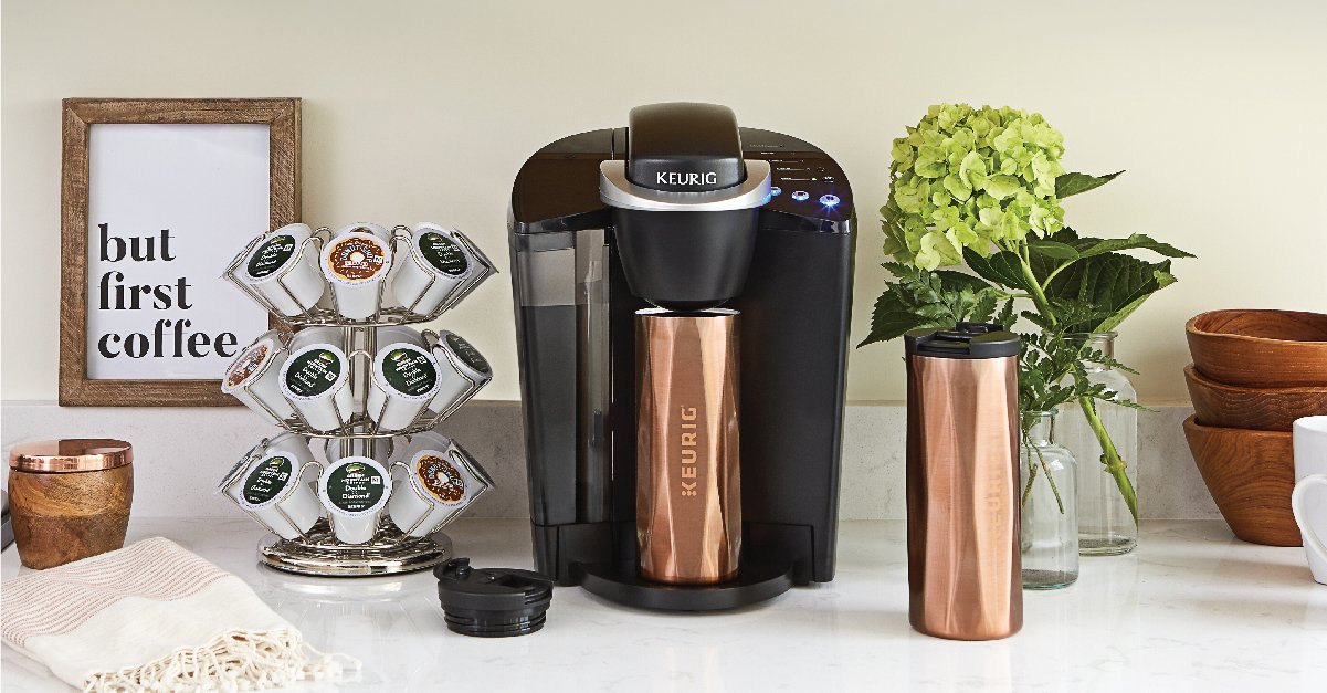 Keurig on X: Check out our NEW copper faceted travel mugs & take your  favorite #coffee on-the-go! Available in copper and red:    / X