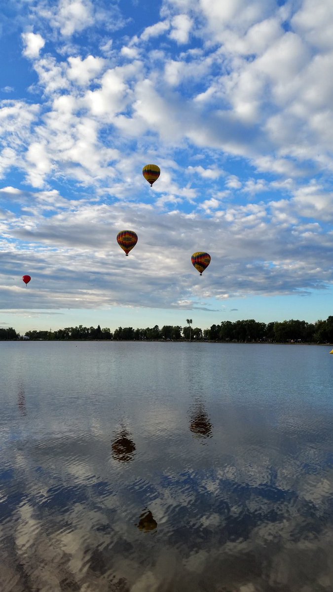 RainbowRyders's tweet photo. Colorado Springs #BalloonCOS https://t.co/IpJz07Bvh4