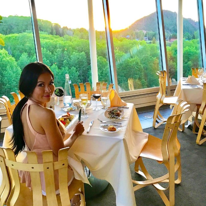 @mostinterestingmaninworld shared a gorgeous sunset photo of dinner <a href="/PlatosAspen/">Plato's Restaurant</a> last night - summer dining at its finest! #Aspen #whataview