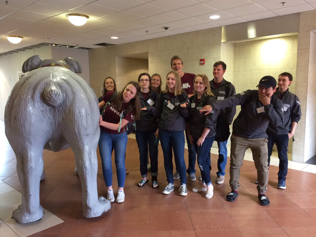 UMDCLA's tweet photo. Be cautious of what is around the corner. 😉#notmygoodside https://t.co/gdaqzEGllU