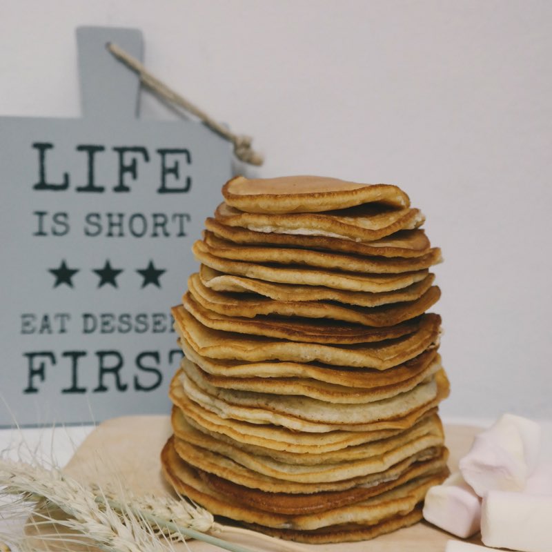 Is pancake tossing the new trendy sport to play? Find out in our latest blog post! thelittlepancakecompany.com/blogs/news/is-… #pancakes #olympics